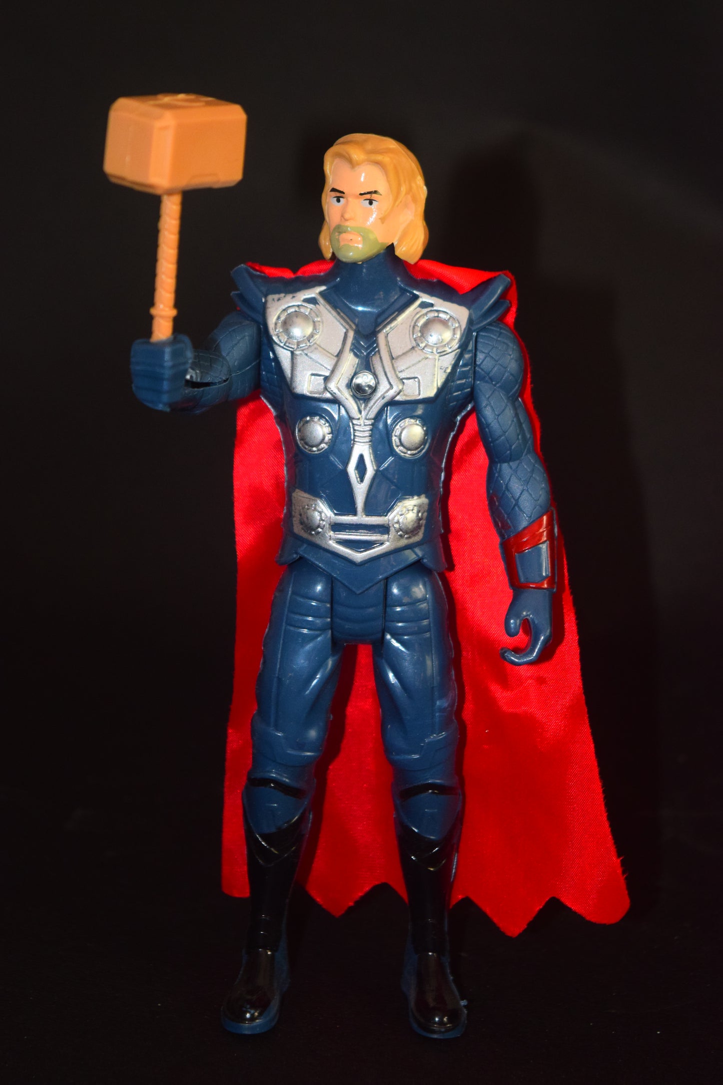 AVENGERS MODEL FOR KIDS ( THOR )